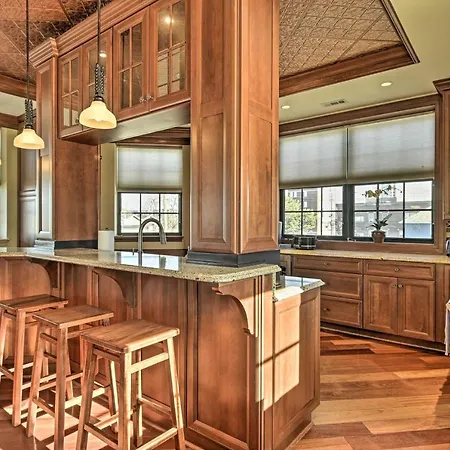 Spacious Indianapolis Condo With Private Gym!